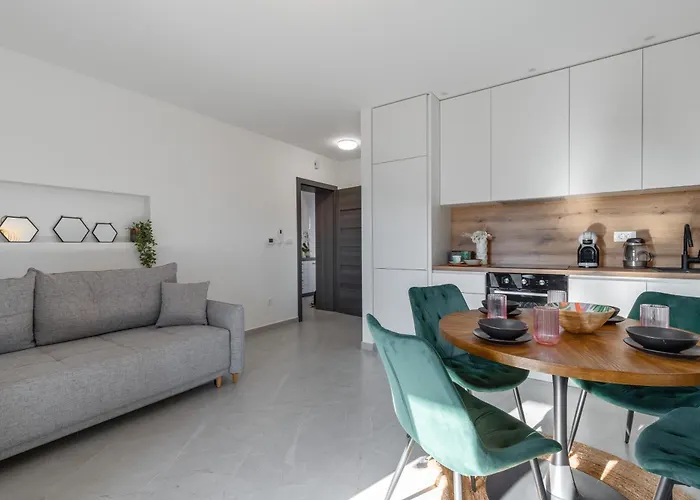 Sofija * ביבינייה